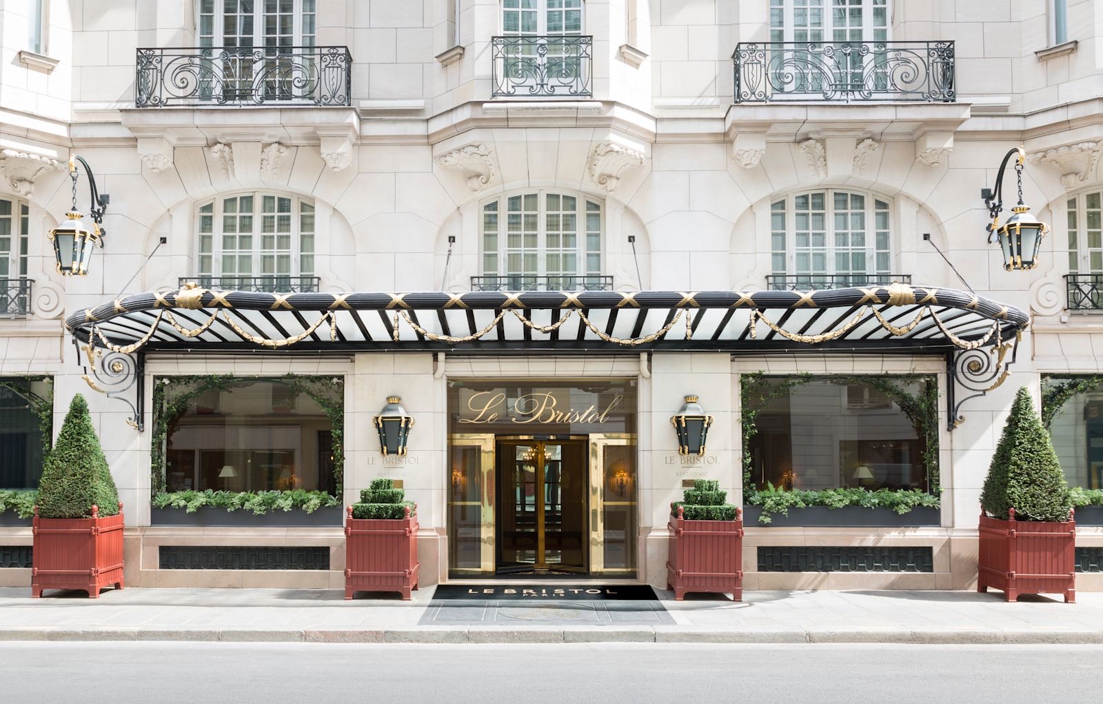 Le Bristol Paris, the entrance on the Faubourg Saint-Honoré